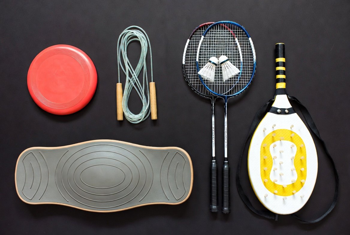 Recreational goods including frisbees and skipping ropes